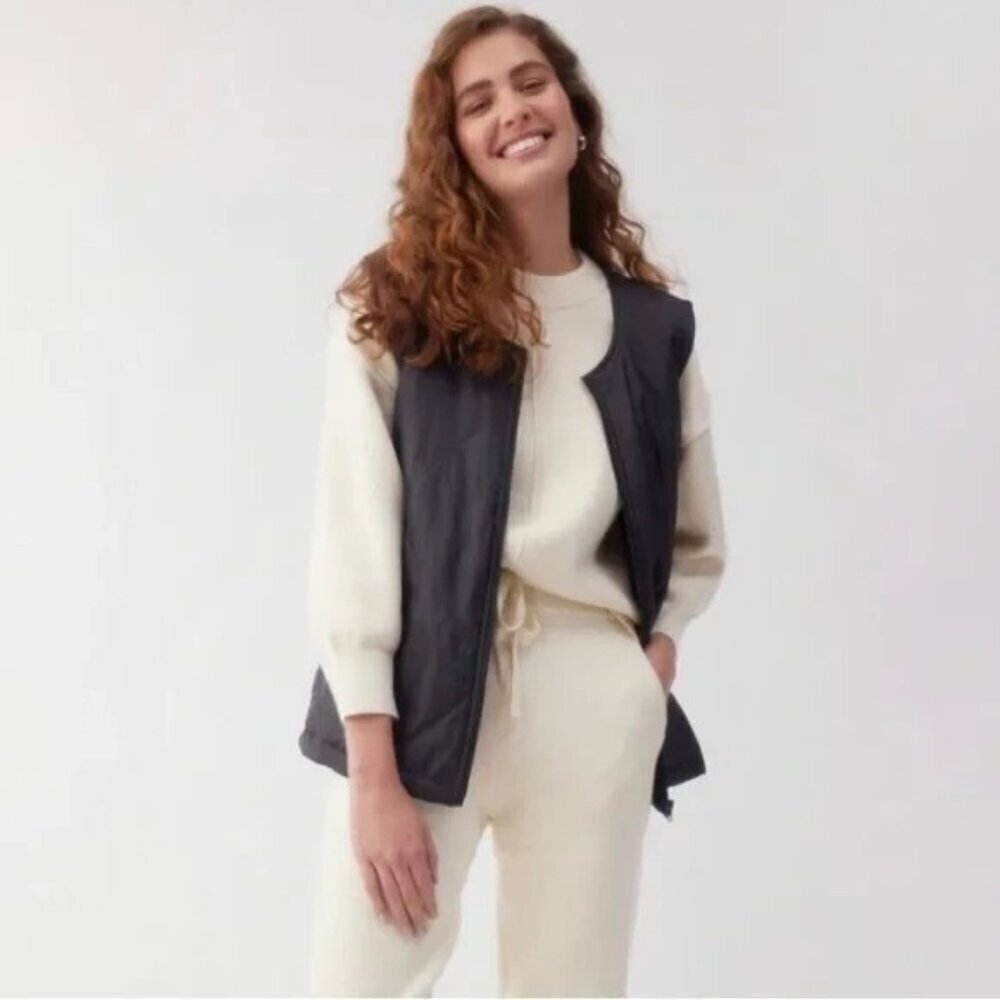 SOCIALITE Womens Oversized Quilted Vest L XL Black Front Pockets NEW With Tags